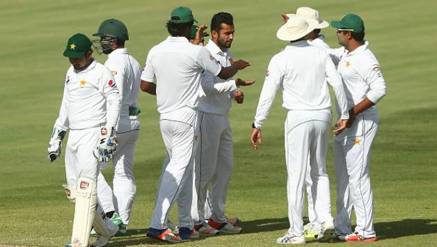 Pakistan thrash Australia by 210 runs in warm up match