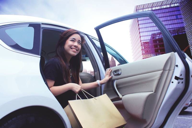 Honda joins hands with ride-hailing service Grab