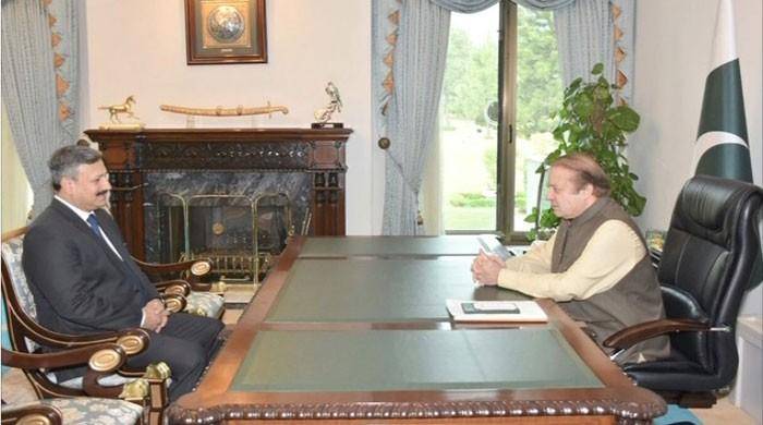 PM Nawaz holds farewell meeting with ISI DG Lt Gen Rizwan Akhtar
