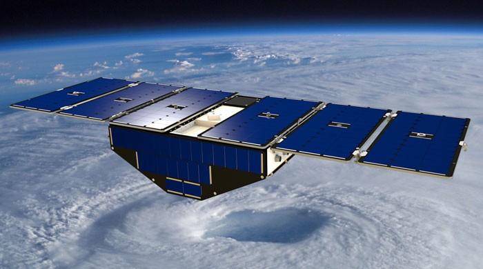 NASA launches 8 tiny satellites to analyze hurricanes