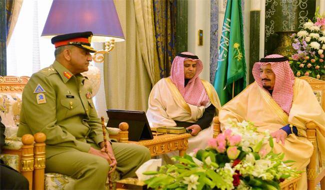 Army chief Qamar Javed Bajwa meets Saudi King Shah Salman