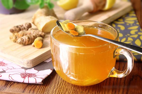 Turmeric tea can soothe sore throat, runny nose