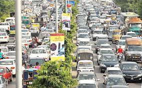 Demonstrators of “pro-blasphemy law” create severe traffic jam across Lahore