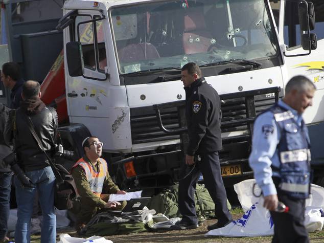 Four Israeli soldiers dead after Palestinian truck rider rammed them