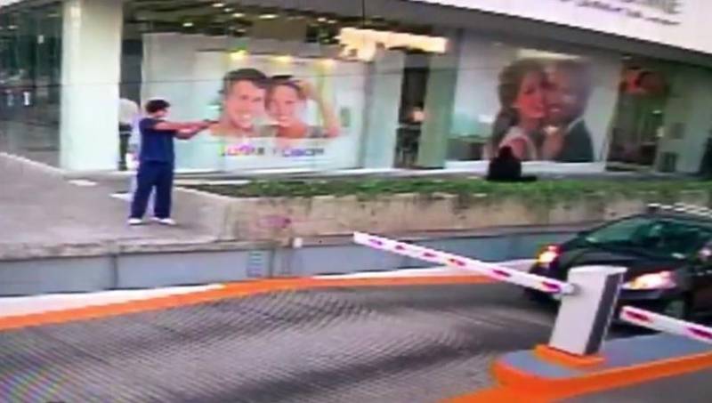 U.S. diplomat in stable condition after being shot