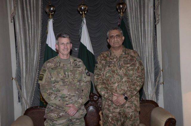 US Forces Commander Gen. Nicholson meets Pak Army Chief Gen. Qamar