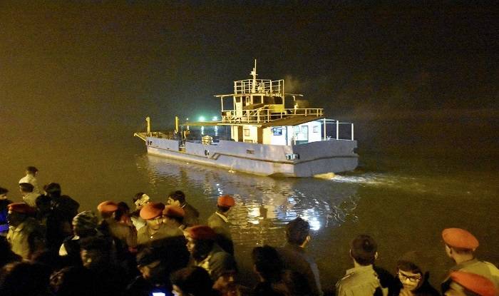 19 people dead as overloaded boat capsizes in India