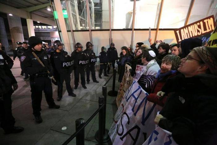 Protests erupt across US as Trump order halts Muslim immigrants