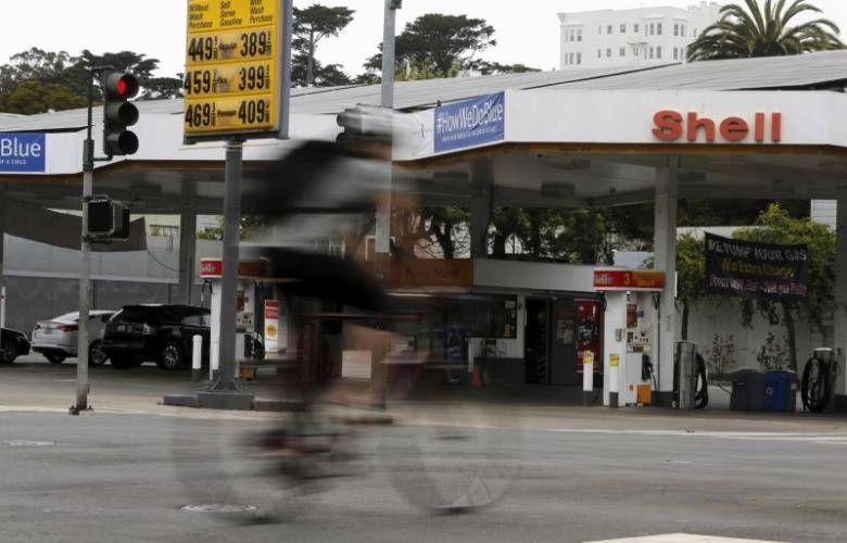 US refiners face weakening demand first time in 5 years