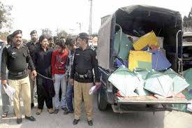 80 arrested in crackdown against kite flyers in Lahore