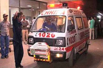 Traffic accident claims life in Karachi