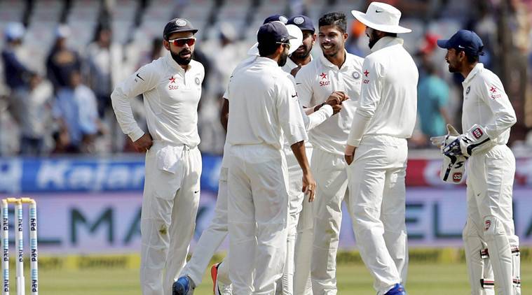 India inching towards victory against Bangladesh in first Test