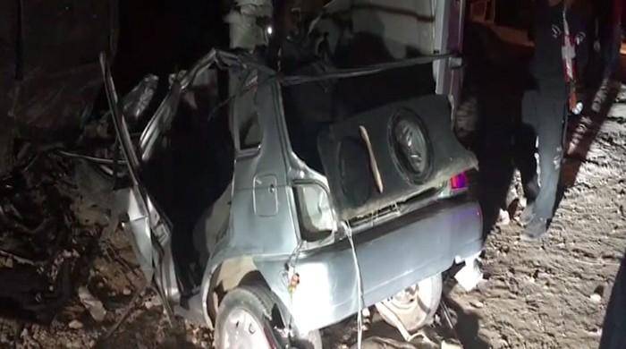 Coach crushed car, killing 3 of a family, 10 injured