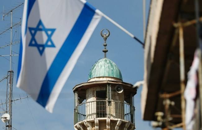 Israel approves bill to mute mosques