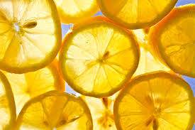 Lemon: A natural toner for beauty