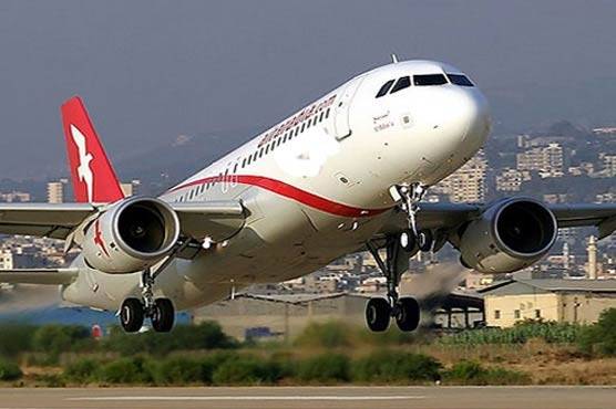 6 passengers wounded as Karachi-bound international flight loses control