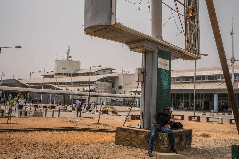 Nigeria to close Abuja airport from Wednesday