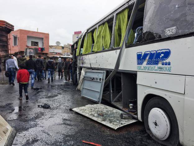 At least 40 killed in Damascus twin blasts