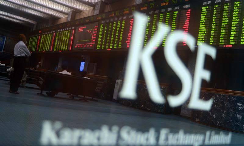 Karachi Stock sheds 536 points amidst falling crude oil prices