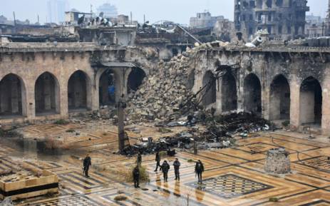 Airstrike on Syrian mosque kills 42, injures 84