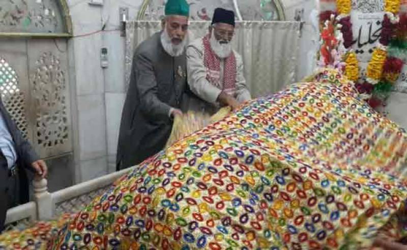 Missing clerics of Hazrat Nizamuddin Auliya Shrine safely return to Karachi