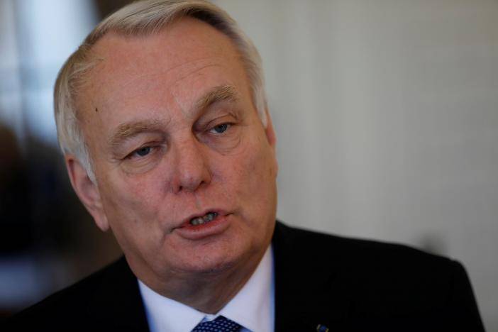 France urges UN for Syria resolution, peace talks