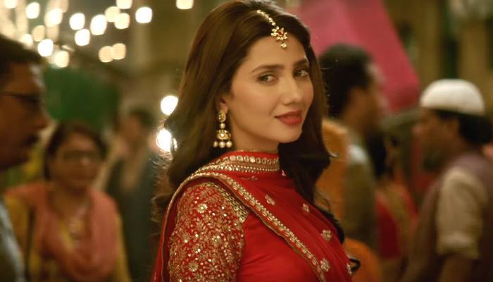 Mahira beats Indian top actress to become top grossing actor in 2017