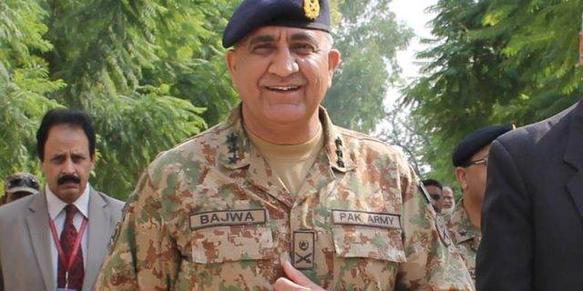 COAS Bajwa visits CSC, vows to complete census at all costs