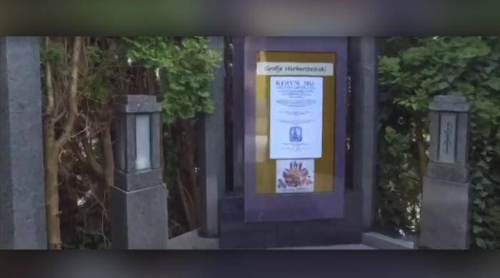 Slovenian firm makes over tombstone with digital content