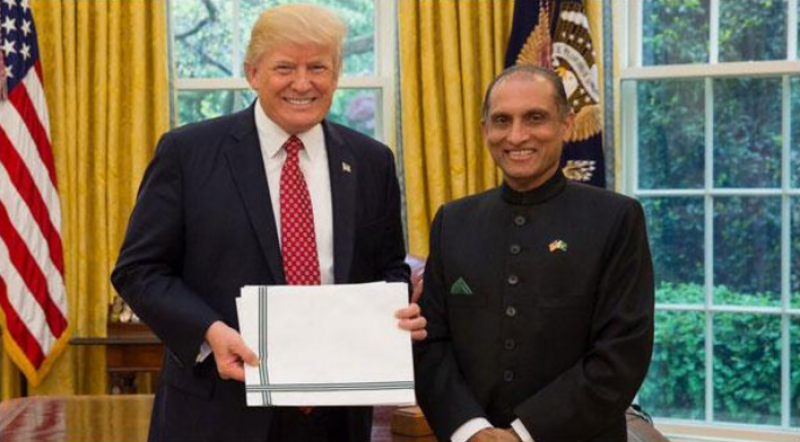 Aizaz Ahmad Chaudhry presents credentials to Trump