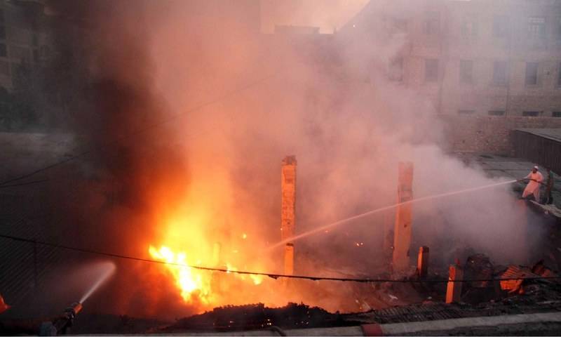 Fires engulfs Karachi’s godowns