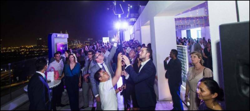 Dubai sets world record for longest ‘selfie stick’