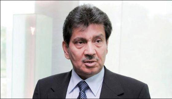 PPP's Faisal Saleh Hayat suffers road accident 