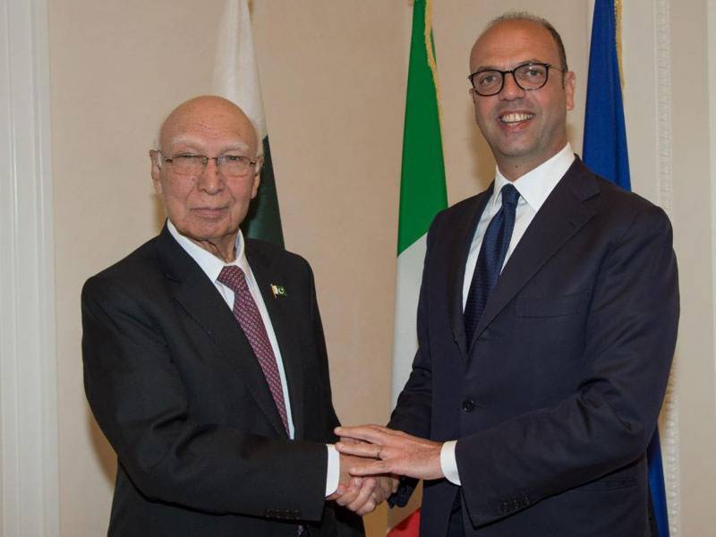 Pakistan, Italy seek strong bilateral cooperation in diverse fields