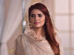 Momina Mustehsan to recite Qaseeda Burda Shareef