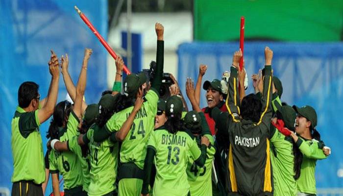 Pakistani Squad leave for England for ICC Women’s World Cup