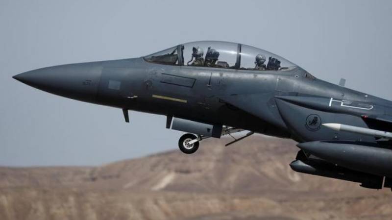 Amid gulf crisis Qatar signs $12 billion deal to buy F-15 jets from U.S.