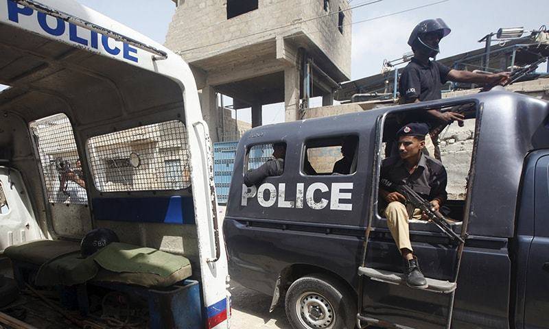 4 policemen martyred in Karachi firing attack
