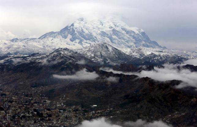 Scientists rescue samples of melting Bolivian glacier