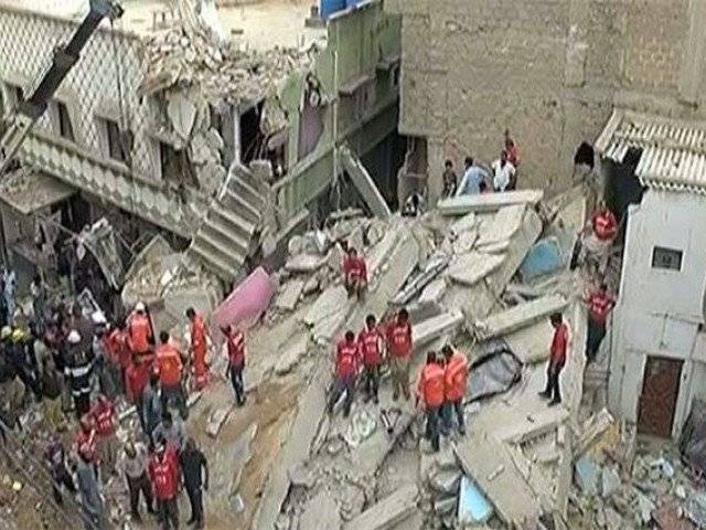 3 Killed, 9 wounded as three-storey building collapses in Karachi