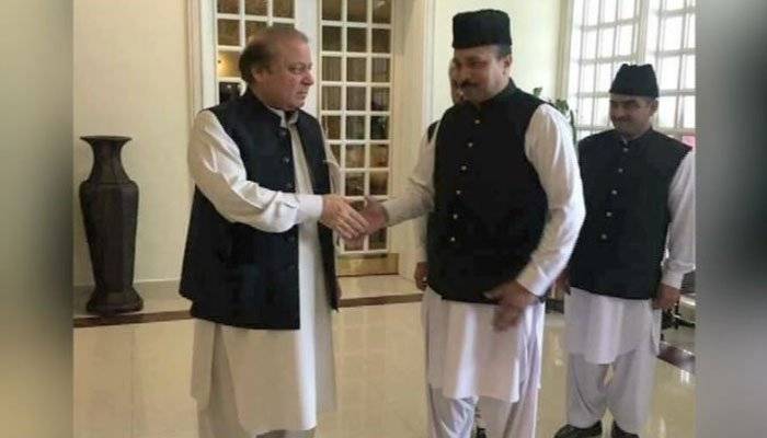 Nawaz Sharif leaves PM House, off to Murree with family