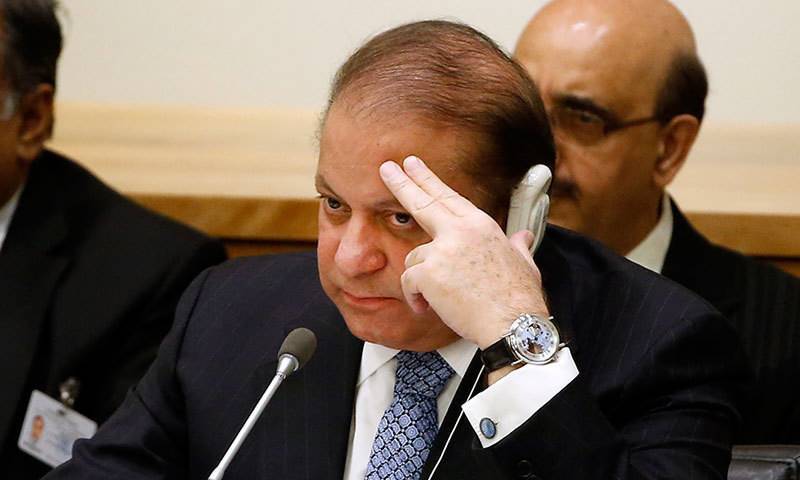 Former PM Nawaz Sharif files review petitions against his disqualification in SC