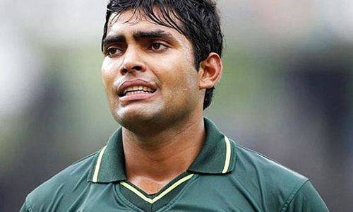 Umar Akmal accuses Mickey Arthur of insulting him