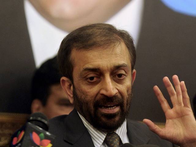 Farooq Sattar blames Karachi mayor for poor performance