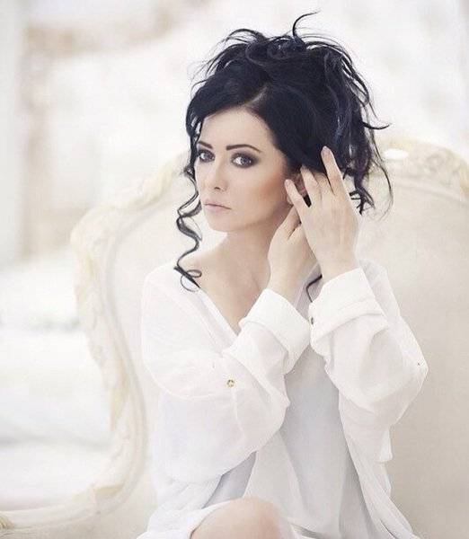 Turkey: officials detained Ukrainian singer for looking too young  