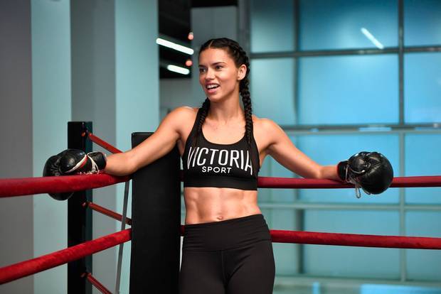 Victoria’s Secret model Adriana Lima hits the boxing ring