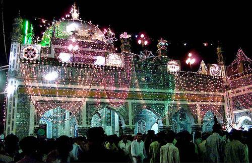 Shah Abdul Latif Bhittai Urs celebrations start, Sindh govt announces public holiday