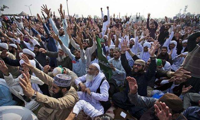 IHC orders to end sit-in in Islamabad