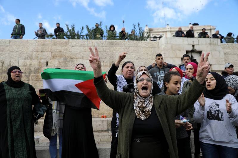 Hamas calls for Palestinian uprising in response to Trump's Jerusalem plan