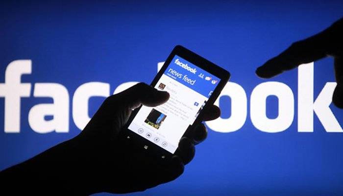 Facebook promises personalised music in first label deal